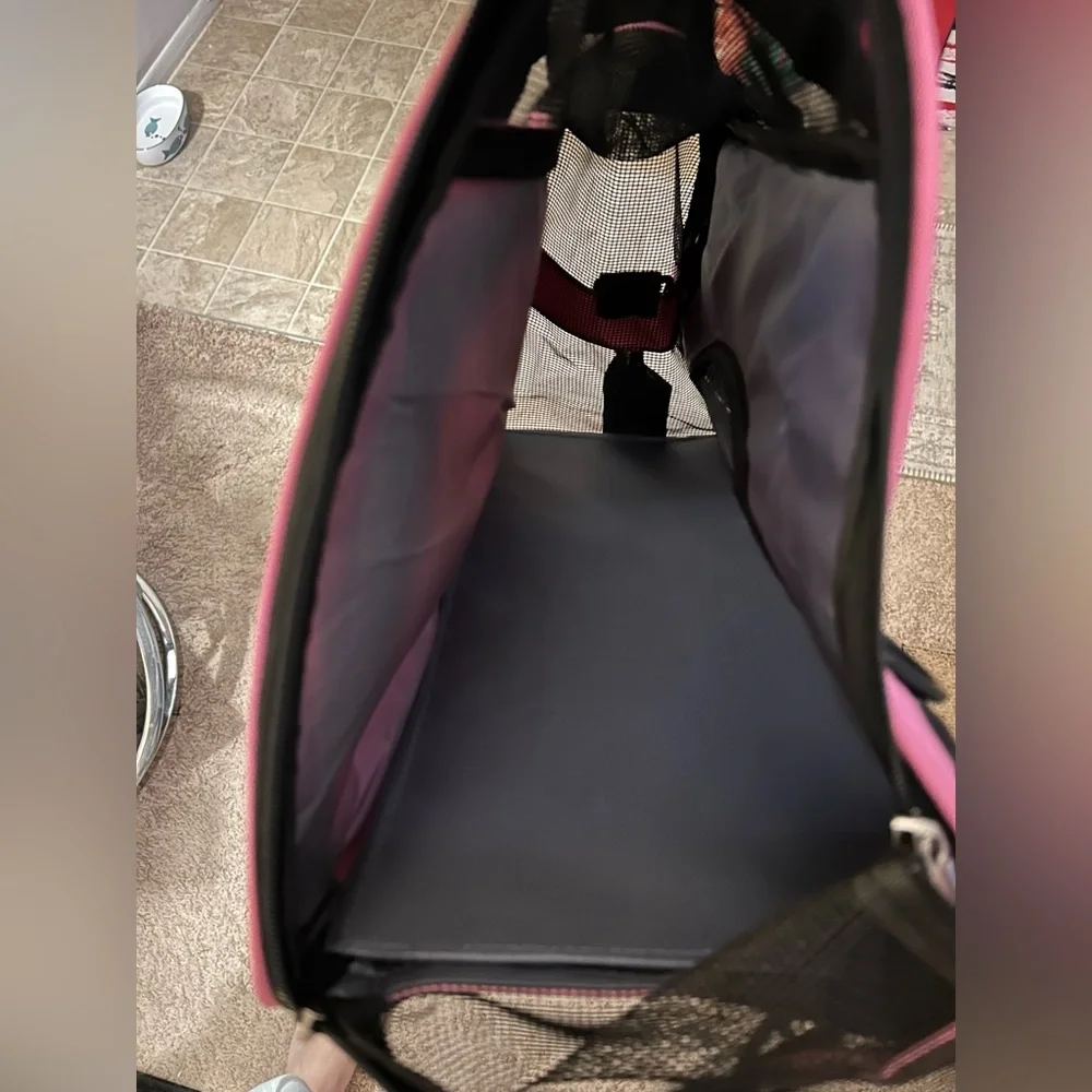 FINAL PRICE-New without tags cat or small dog carrier